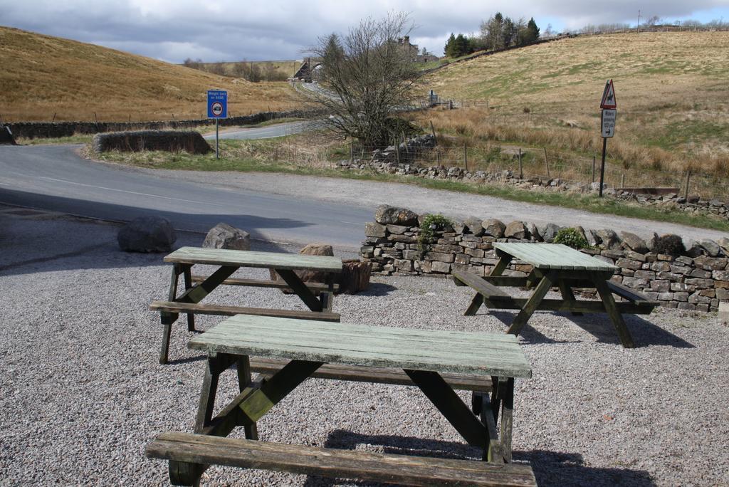 The Moorcock Inn Hawes Exterior photo